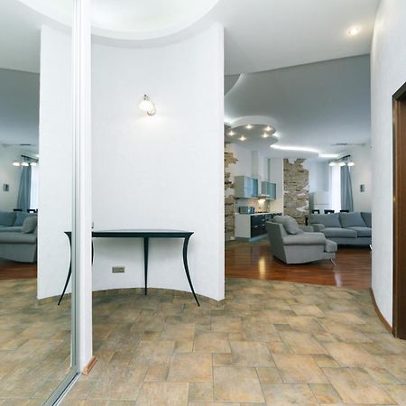 Appartement Lux Near Maidan, Khreschutyk 3Br à Kiev Extérieur photo