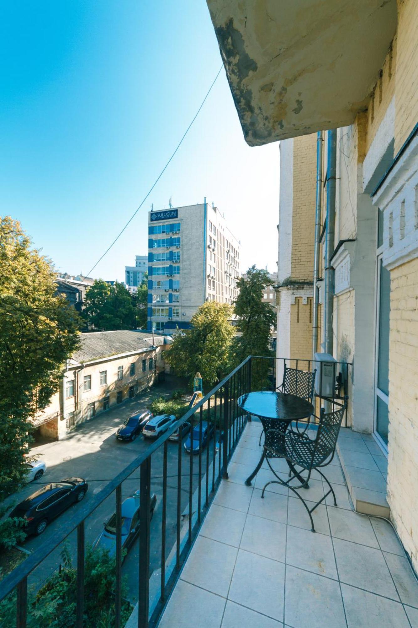 Appartement Lux Near Maidan, Khreschutyk 3Br à Kiev Extérieur photo