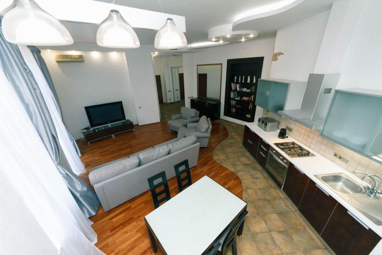 Appartement Lux Near Maidan, Khreschutyk 3Br à Kiev Extérieur photo