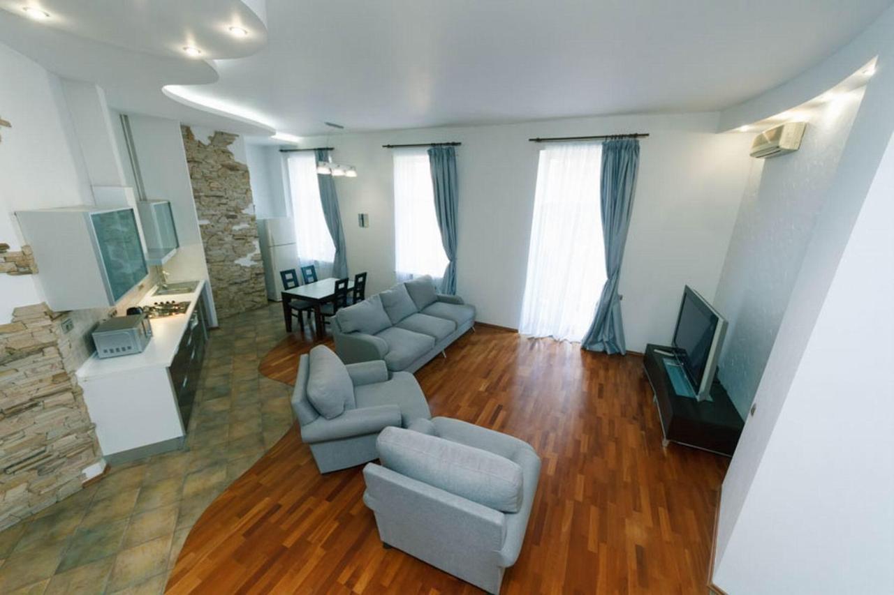 Appartement Lux Near Maidan, Khreschutyk 3Br à Kiev Extérieur photo