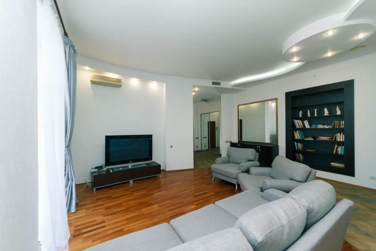 Appartement Lux Near Maidan, Khreschutyk 3Br à Kiev Extérieur photo